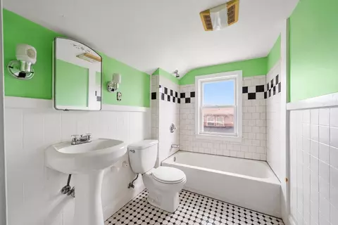 Bath - 270 Bank St, Fall River, MA 02720 photo 2 of 4