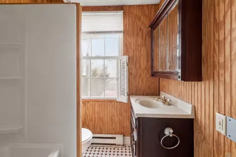 Bath - 270 Bank St, Fall River, MA 02720 photo 4 of 4