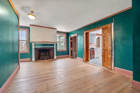 Living - 270 Bank St, Fall River, MA 02720 photo 2 of 2