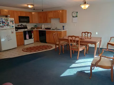 8 Old Mill Ln #8, Templeton, MA 01468
