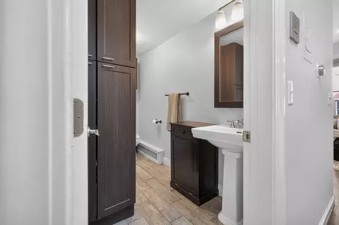 Bath - 51 E Springfield #2, Boston, MA 02118 photo 1 of 2