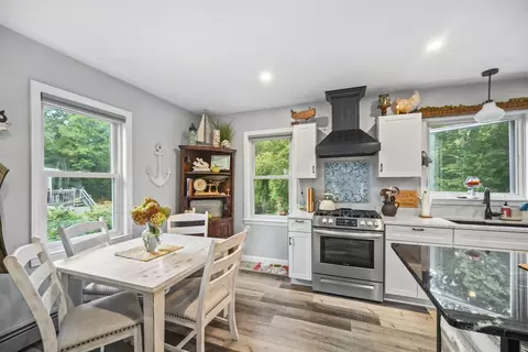 Kitchen - 3 Riverbank Rd #3, Maynard, MA 01754 photo 4 of 7