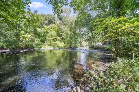 View/Area - 3 Riverbank Rd #3, Maynard, MA 01754 photo 3 of 5