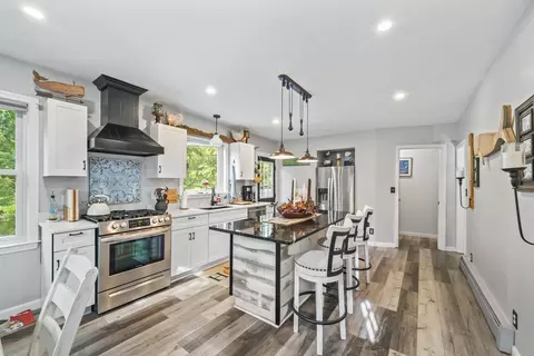 Kitchen - 3 Riverbank Rd #3, Maynard, MA 01754 photo 5 of 7