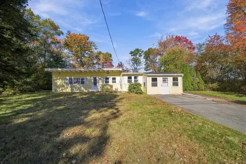 63 Cottage Rd, Newbury, MA 01951