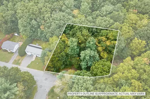 View/Area - 50 Matthew Dr, Northampton, MA 01062 photo 3 of 6