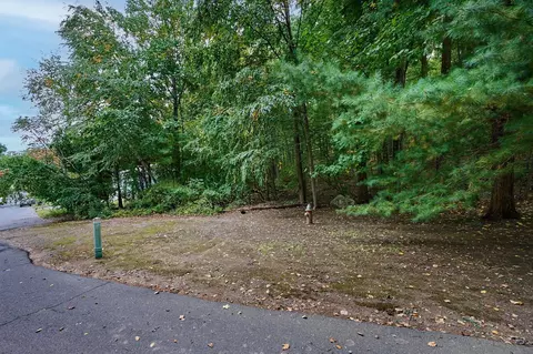 Exterior - 50 Matthew Dr, Northampton, MA 01062 photo 1 of 4