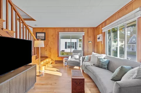 Living - 48 Mckinley St #48, Maynard, MA 01754 photo 4 of 4