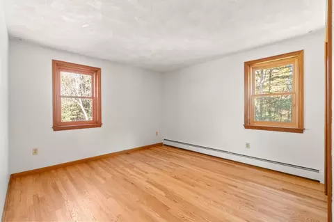 Bedroom - 47 Durant Ave, Maynard, MA 01754 photo 1 of 6