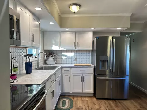 Kitchen - 77 Crown Dr #77, Wareham, MA 02576 photo 1 of 4
