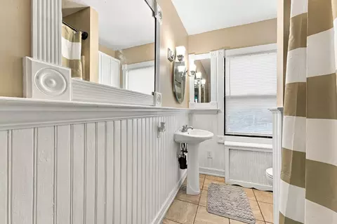Bath - 28 Marengo Park, Springfield, MA 01108 photo 2 of 4
