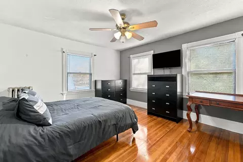 Bedroom - 28 Marengo Park, Springfield, MA 01108 photo 3 of 8