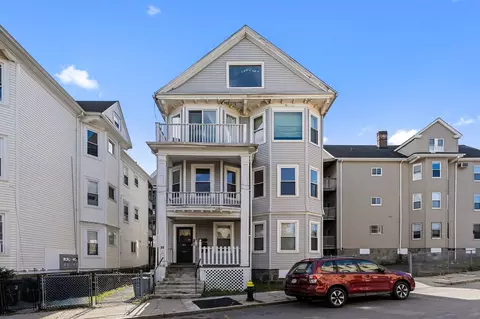 30 Harold St #2, Boston, MA 02119