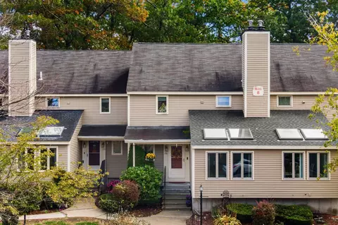 176 Brickett Hill Cir #176, Haverhill, MA 01830