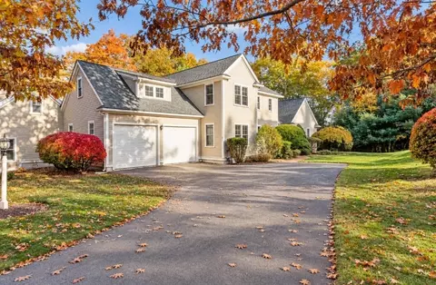 18 Sullivan St, Lexington, MA 02420