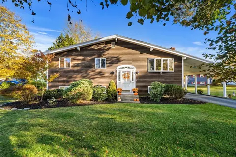 197 Elmer Rd, Weymouth, MA 02190
