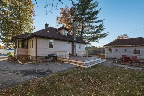 Exterior - 1502 Bay St, Springfield, MA 01109 photo 6 of 10