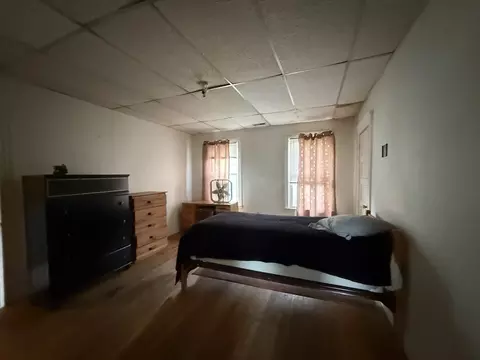 Bedroom - 17-19 King St, Worcester, MA 01610 photo 7 of 8