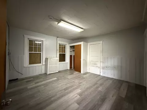 Bedroom - 17-19 King St, Worcester, MA 01610 photo 4 of 8