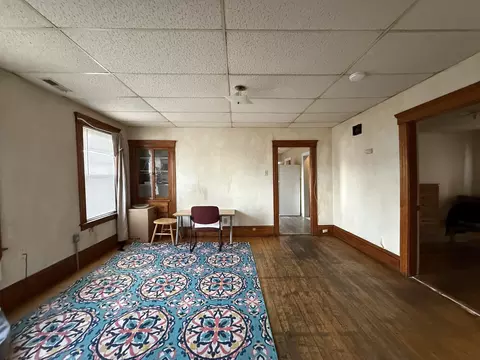 Living - 17-19 King St, Worcester, MA 01610 photo 8 of 8