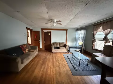 Living - 17-19 King St, Worcester, MA 01610 photo 6 of 8