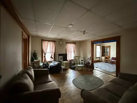 Living - 17-19 King St, Worcester, MA 01610 photo 7 of 8