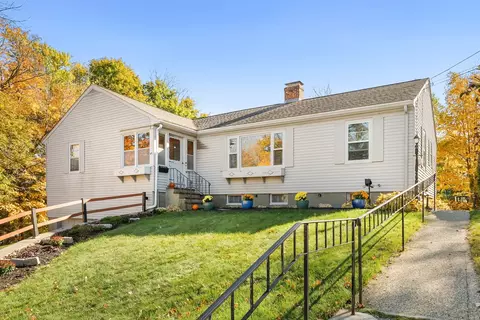 45 Hillcrest Rd, Marlborough, MA 01752