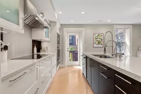 50 Rutland Sq #1, Boston, MA 02118