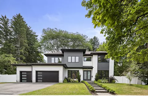55 Rosalie Rd, Newton, MA 02459