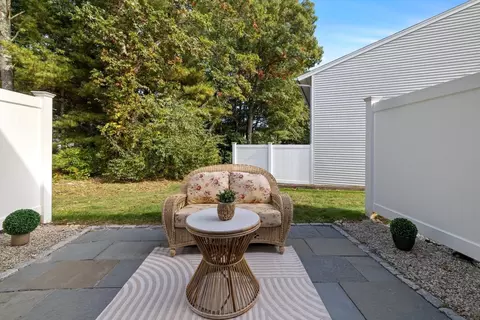 Exterior - 174 Lowell Rd #21B, Mashpee, MA 02649 photo 4 of 7