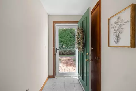 Entry Way - 174 Lowell Rd #21B, Mashpee, MA 02649 photo 1 of 4
