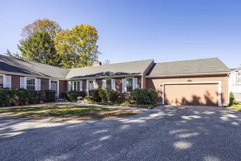 6 Lois Ln #6, Lexington, MA 02420