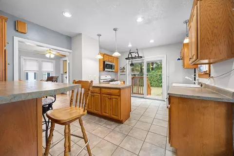 Kitchen - 95 Alvin St, Springfield, MA 01104 photo 1 of 5