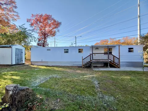 Exterior - 4 Pipit Dr, Chicopee, MA 01020 photo 3 of 3