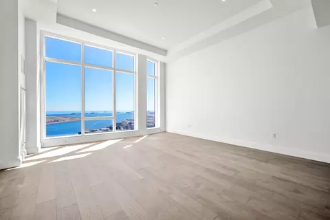 240 Devonshire St #PH 1F, Boston, MA 02110