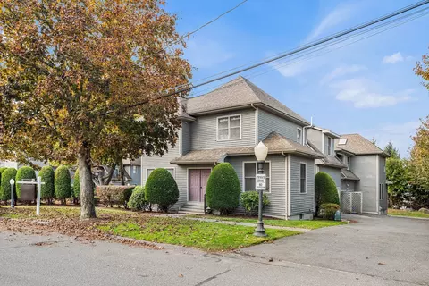 47 Moraine St #47, Belmont, MA 02478