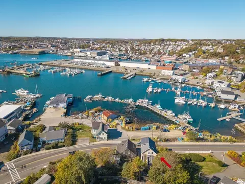 View/Area - 86 E Main St #1, Gloucester, MA 01930 photo 1 of 4