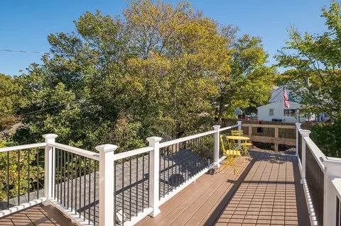 Exterior - 86 E Main St #2, Gloucester, MA 01930 photo 1 of 2