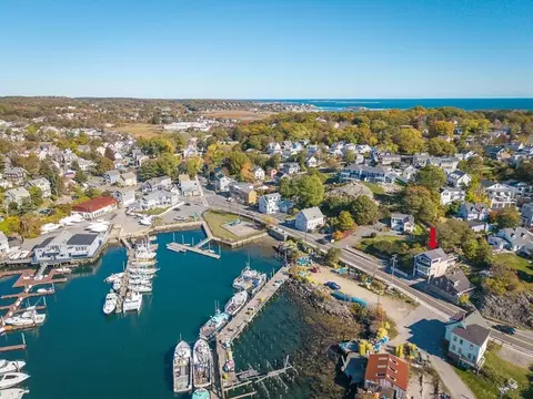 View/Area - 86 E Main St #2, Gloucester, MA 01930 photo 3 of 4