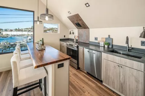 Kitchen - 86 E Main St #2, Gloucester, MA 01930 photo 1 of 2