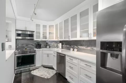 151 Coolidge Ave #608, Watertown, MA 02472