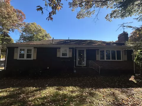 2 Old Central Tpke, Framingham, MA 01702
