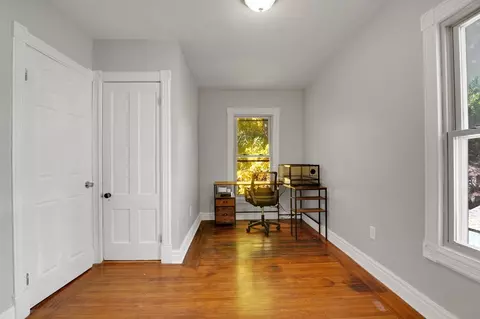 Bedroom - 70 Buckingham St, Springfield, MA 01109 photo 3 of 6