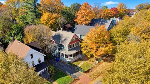View/Area - 70 Buckingham St, Springfield, MA 01109 photo 1 of 2