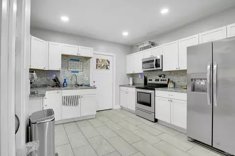 Other - 70 Buckingham St, Springfield, MA 01109 photo 2 of 8