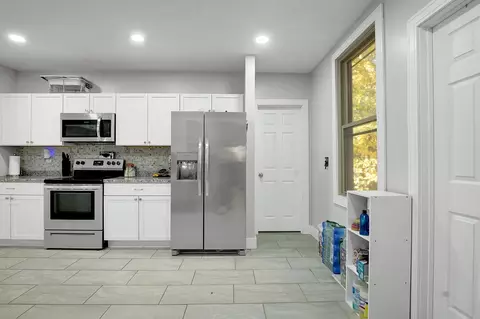 Other - 70 Buckingham St, Springfield, MA 01109 photo 3 of 8