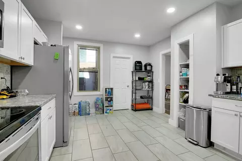 Kitchen - 70 Buckingham St, Springfield, MA 01109 photo 1 of 1