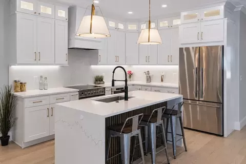 11 Auburn Ave #11A, Somerville, MA 02145