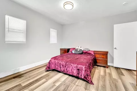 Bedroom - 108 Marble St, Springfield, MA 01105 photo 4 of 6