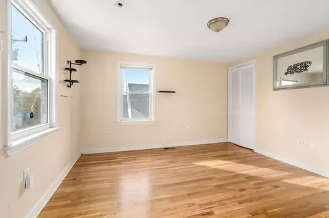 Bedroom - 21 Marland Rd, Worcester, MA 01606 photo 1 of 8